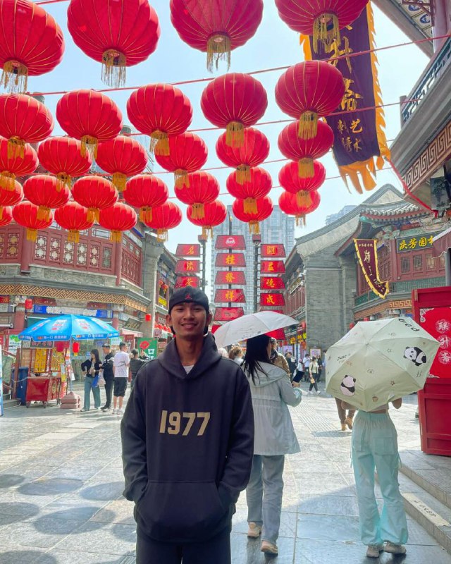 Sou Vanvathana on exchange at Beijing Foreign Studies University, China